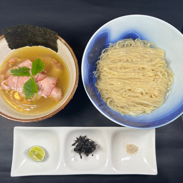 特製昆布水の淡麗つけ麺【潮】