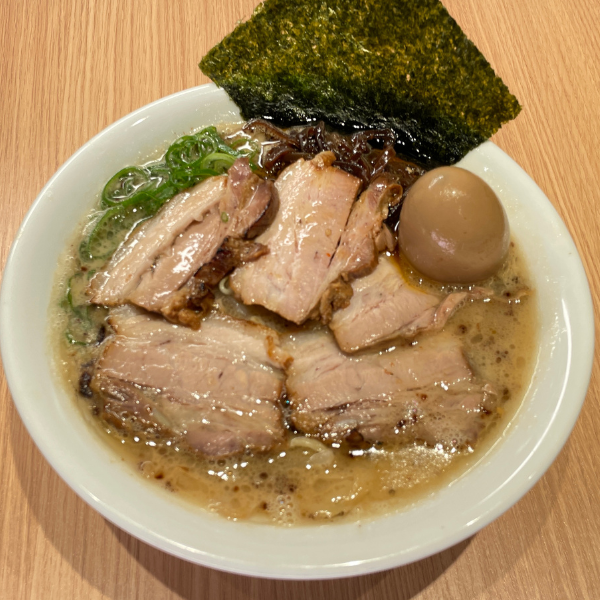 特製鹿児島豚骨ラーメン