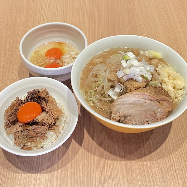 ラーメン豚丼・コッコマンセット