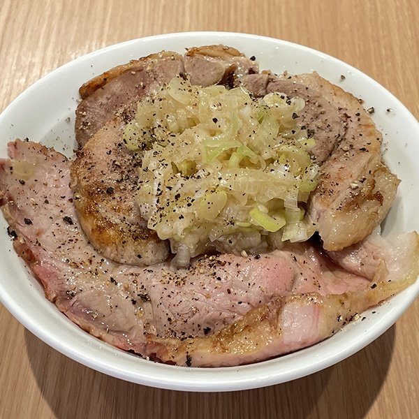 炭火焼きネギ塩丼