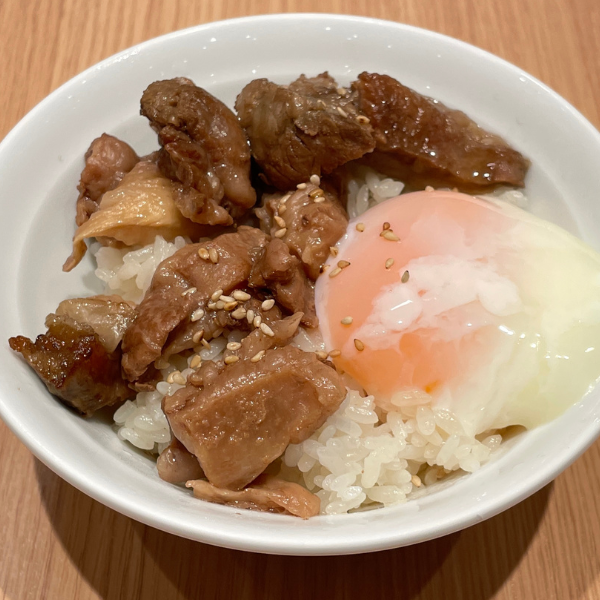 温玉和牛すじ丼