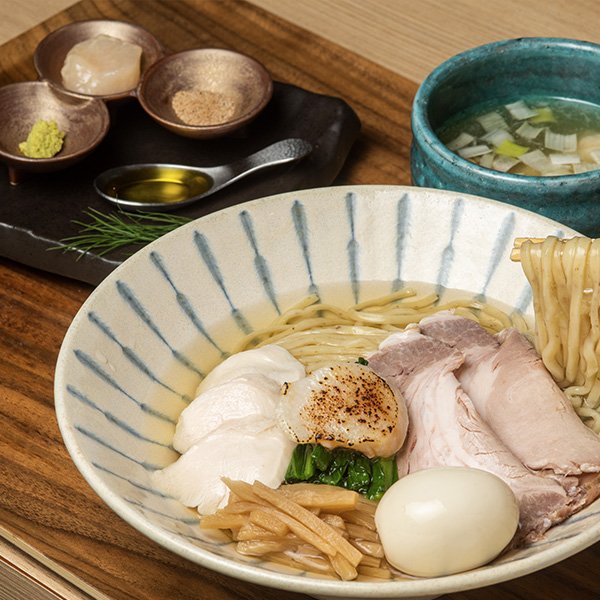 「特製」帆立の昆布水つけ麺 白【塩】