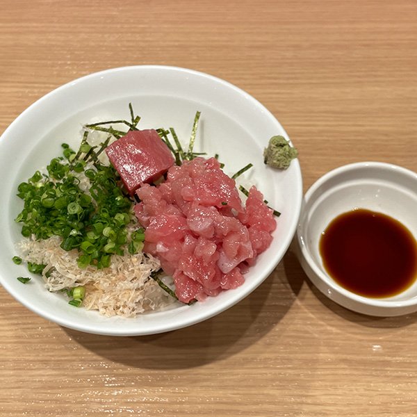 伊勢マグロネギトロ丼