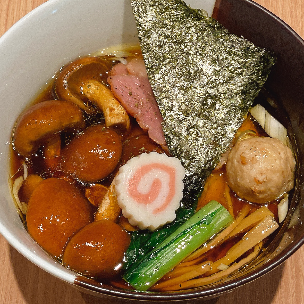 【15時〜限定】飛騨ジャンボなめこ中華そば